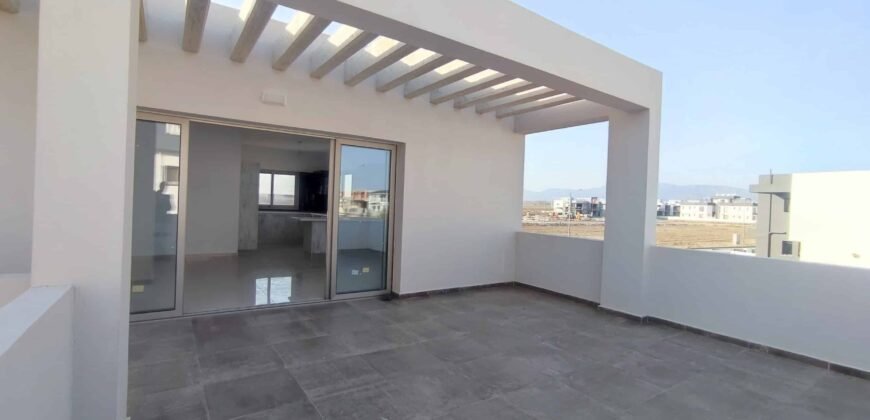 Lefkoşa Gönyeli’de Satılık  3+1 Penthouse Daire