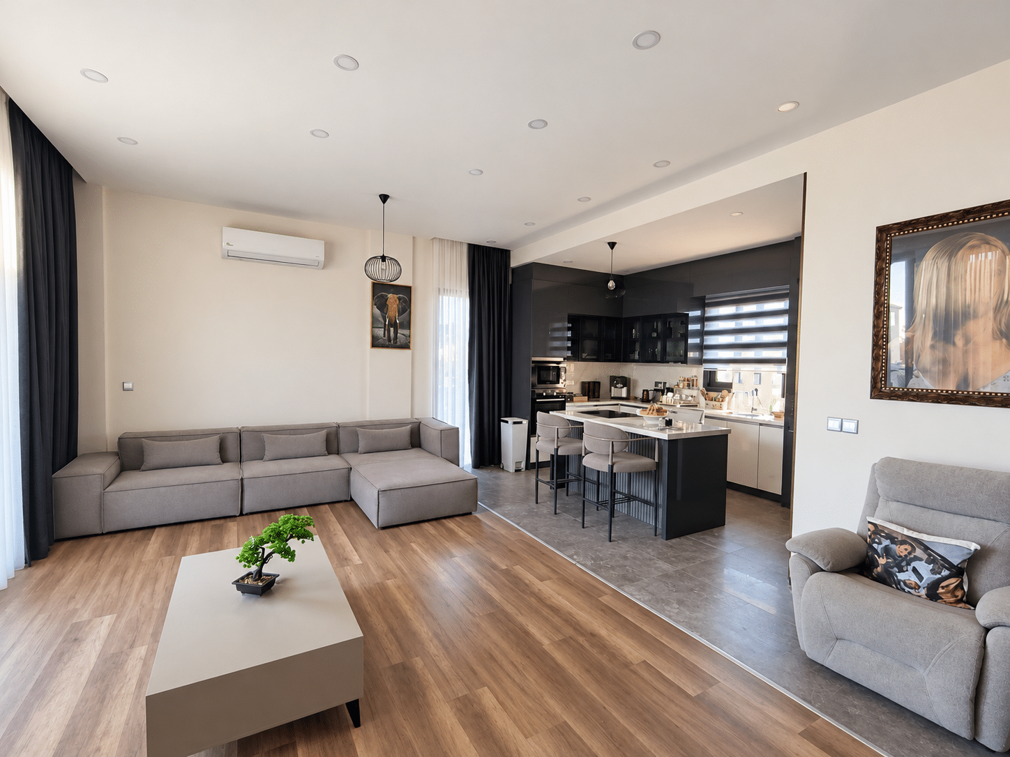 dikmen-satilik-tek-katli-mustakil-ev-salon-mutfak-1 Dikmen’de Satılık Tek Katlı Modern Müstakil Ev